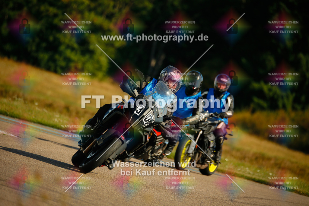 _MOT5700 | Hier findet Ihr Bilder von Touristenfahrten auf der Nürburgring Nordschleife oder von anderen Veranstaltungen die ich besucht habe. Viel Spass beim Durch Schauen 