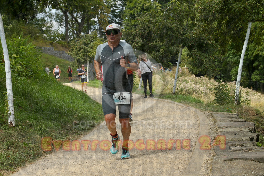 250824_1342_EX1_3349 | Sportfotografie im Rhein-Sieg Kreis, Köln, Bonn, NRW, Rheinland Pfalz, Hessen, etc. Unser Tätigkeitsfeld umfasst den Laufsport vom Volkslauf über den Marathon, Duathlon, Triathon bis zum Ultralauf wie Kölnpfad Ultra oder Schindertrail.