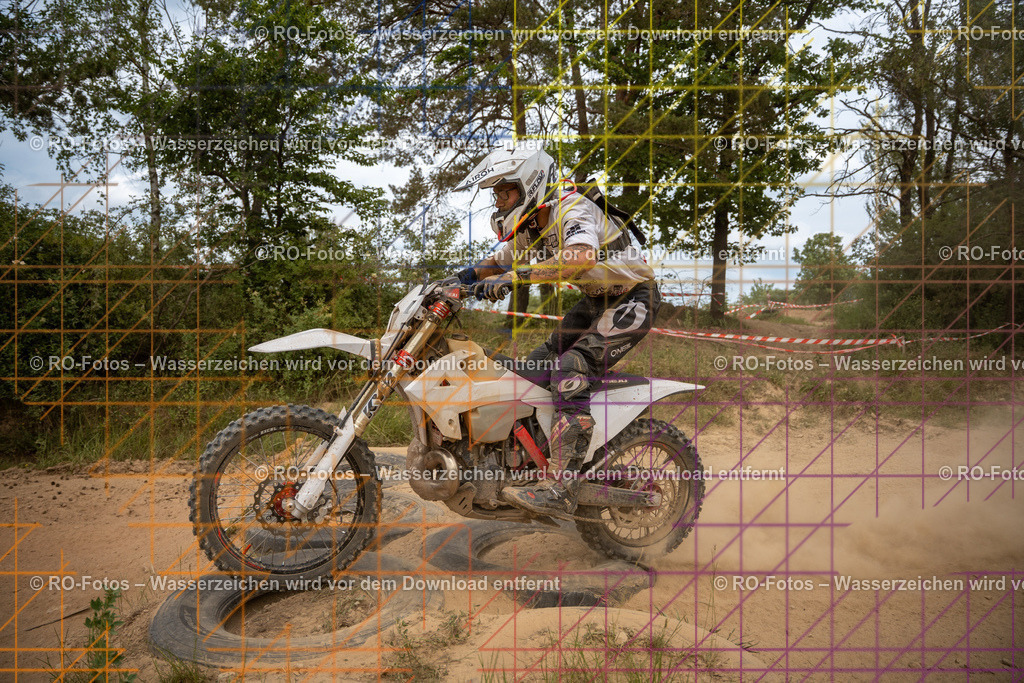 Niederwürzbach 5 Lauf-353 | Sportfotografie von RO-Fotos: Motorsport, Motocross, Enduro, Laufveranstaltungen und Triathlon. Professionelle Fotos von Sportlern und Events. - Realisiert mit Pictrs.com