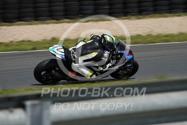 2024_07_08_PBK_55304 | Sportfotografie; SlowMotion; Video; Rennstrecke; Hafeneger; Speer; Racing; RSE; BMW; CBO; Trackday; Motorsportarena; Hockenheimring; Brno; Most; Barcelona; Valencia