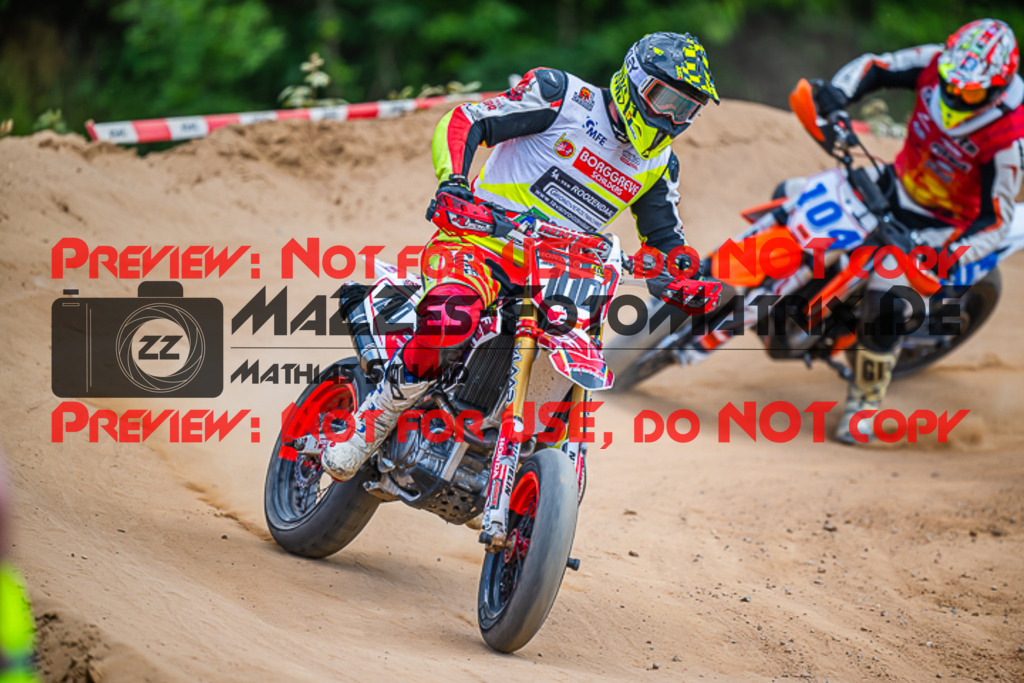 MaZZes_FotoMatrix_220529_9464 | Fotograf Mathias Schmid
Sportfotograf,
Eventfotograf,
Hochzeitsfotograf,
Portraitfotograf