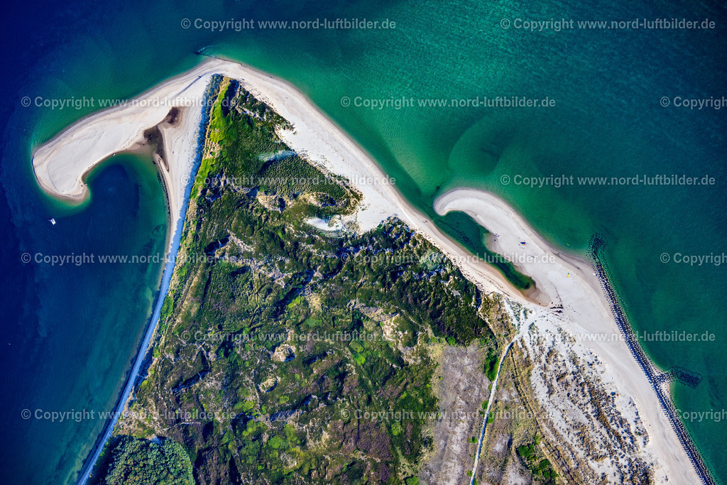 Sylt_Hörnum_Hörnumer_Odde_Senkrechtaufnahme_ELS_0817130825 | HöRNUM (SYLT) 13.08.2025 Küstenbereich der Nordsee - Insel in Hörnum, Hörnumer Odde ( Sylt ) im Bundesland Schleswig-Holstein. // Coastal area of the North Sea - island in Hoernum, Hoernumer Odde (Sylt) in the federal state of Schleswig-Holstein. Foto: Martin Elsen