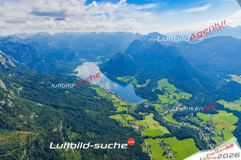 Luftaufnahme von Grundlsee Vs Google Maps- Die Luftaufnahme wurde 2025 vom UL-Flugzeug heraus erstellt ( keine Drohne ) - Hochauflösende Luftaufnahme - für professionelle Ausdrucke geeignet. Die Geschenkidee !Mit Lizenz und Bildrechte bestellbar