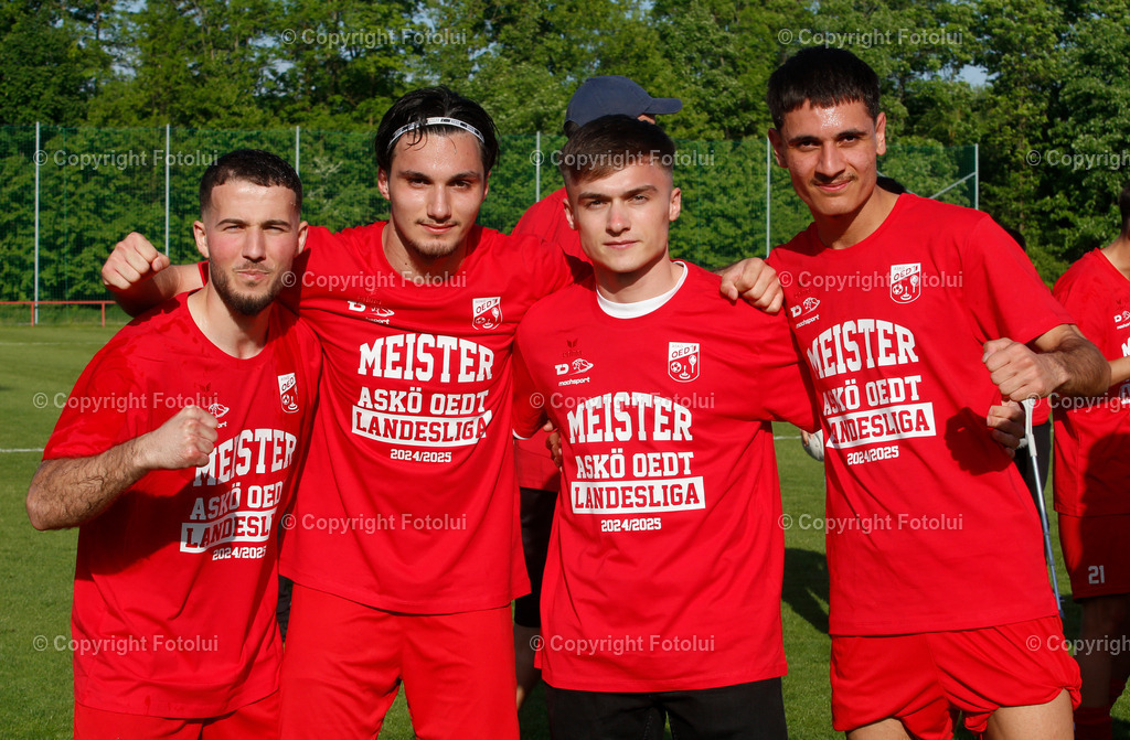 A_LUI_03052025_08 | SPORT FUSSBALL LL.OST ASKOE OEDT 1B-USV ST.ULRICH 03.05.2025IM BILD: MEISTER ASKOE OEDT 1B FOTO:FOTOLUI