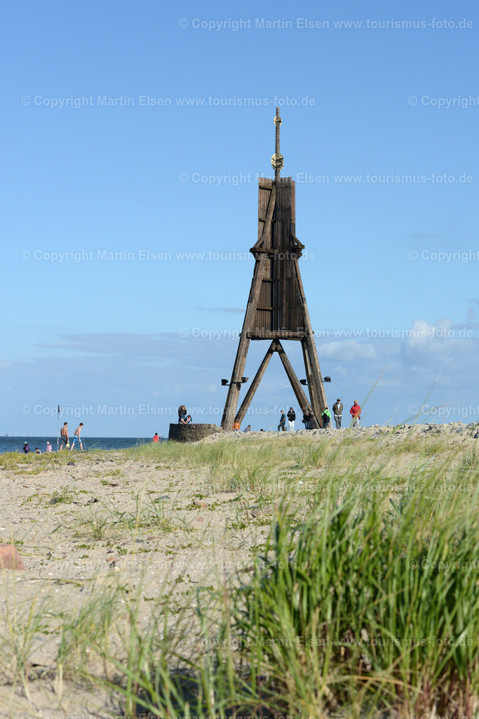Cuxhaven_ELS_8450140831a | Cuxhaven - Aufnahmedatum: 26.08.2014, Aufnahmehöhe:  m, Koordinaten:  - , Bildgröße: 3892 x  5832 Pixel - Copyright 2014 by Martin Elsen, Kontakt: Tel.: +49 157 74581206, E-Mail: info@schoenes-foto.deSchlagwörter:Kugelbake,Döse,Strand,Kurort,Cuxhaven,Schiff,Schiffe, - Realisiert mit Pictrs.com