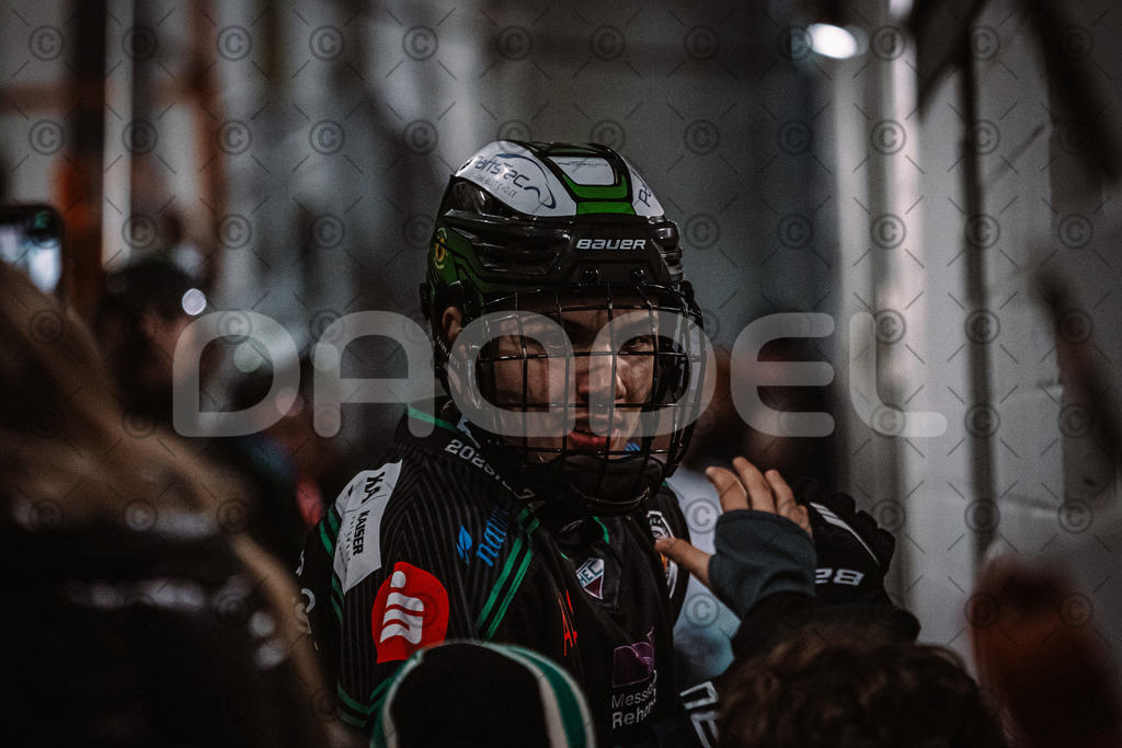 Alligators_vs_Lindau_21_12_2025-089 | Höchstadt Alligators Fotogalerie: Eishockey-Action aus Franken. Professionelle Spielfotos, Portraits & Stadionbilder zum Download. Jetzt entdecken! - Realisiert mit Pictrs.com