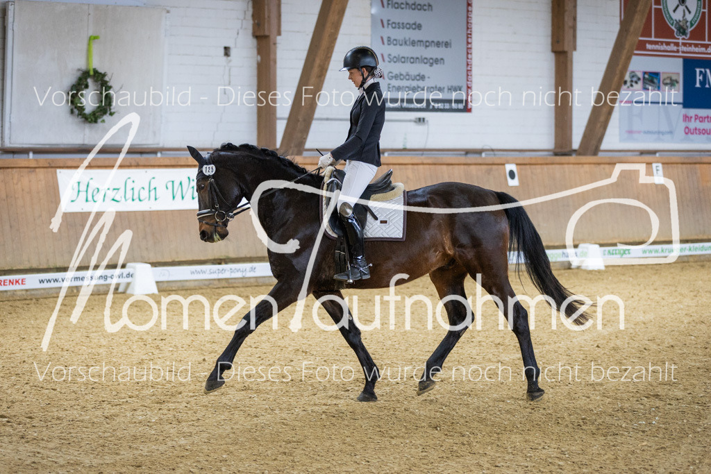 Sth-LPO25-A-Dr-106 | MomenTaufnahmen Pferdesportfotos