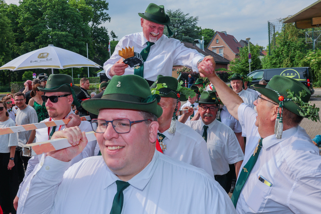 top-top.de-250531-103 | Foto, Video, Fotografie, Videografie, Fotobox, DJ, Discjockey, Musik, Musikbox, Veranstaltung, Photobooth, Amazon, Ebay, Buchtipp, Bestseller, Autor, Verlag, Buch, Wesel, Hamminkeln, NRW, Dinslaken, Rees, Drohne, Hochzeit, Party, Fotobox, Wesel, Fotograf