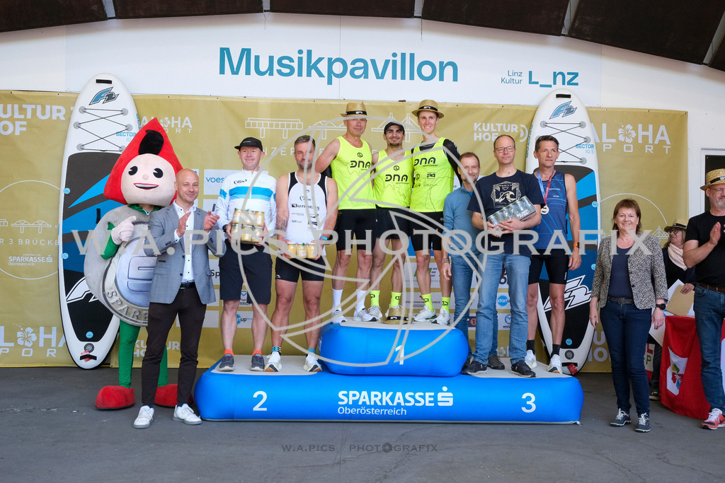 ..... | LINZ,AUSTRIA,27.April 24, Int. 3 Brückenlauf Linz  , Image shows: Photo: WAPICS / Michael ring