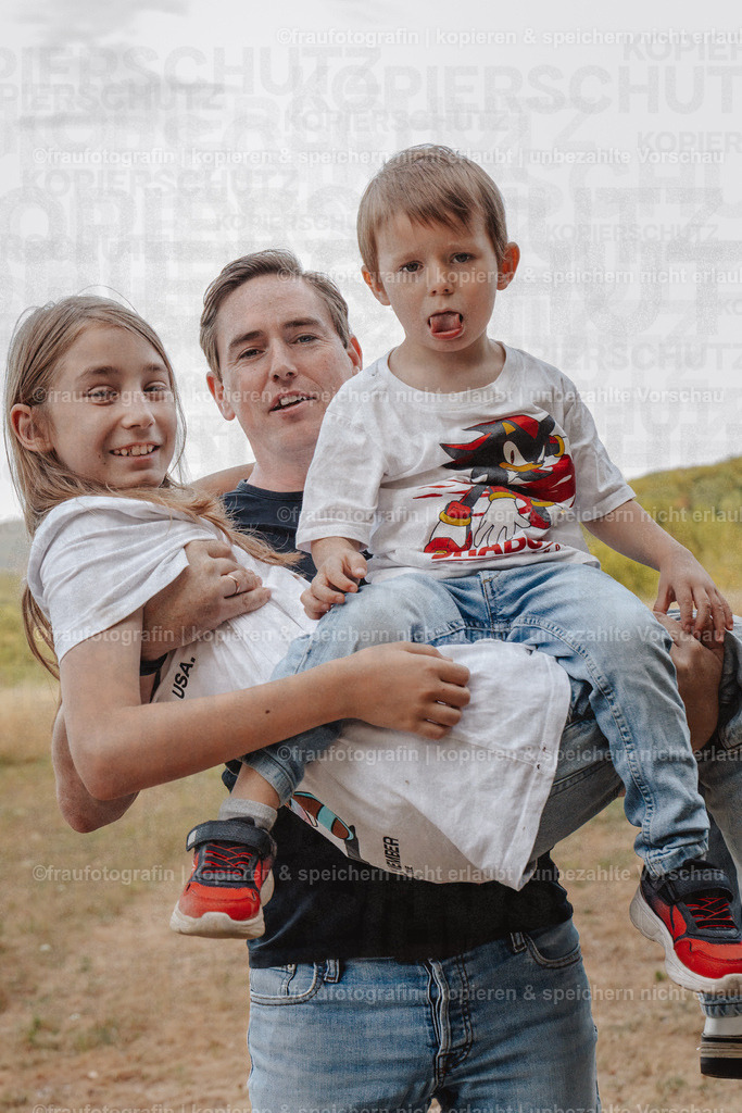Fraufotografin_O3A3030 | Isabelle Schiminski ist ein Kitafotograf für Wiesbaden, Rheingau, Kiedrich, Untertaunus, Bad Schwalbach, Taunusstein und Mainz