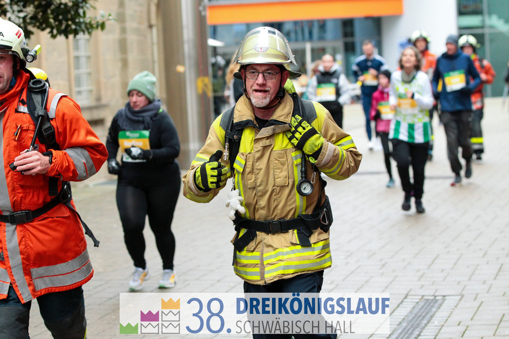 5km Roewisch Wohnbau Cup | 3 Koenigslauf 2024 5km Roewisch Wohnbau Cup - Realisiert mit Pictrs.com