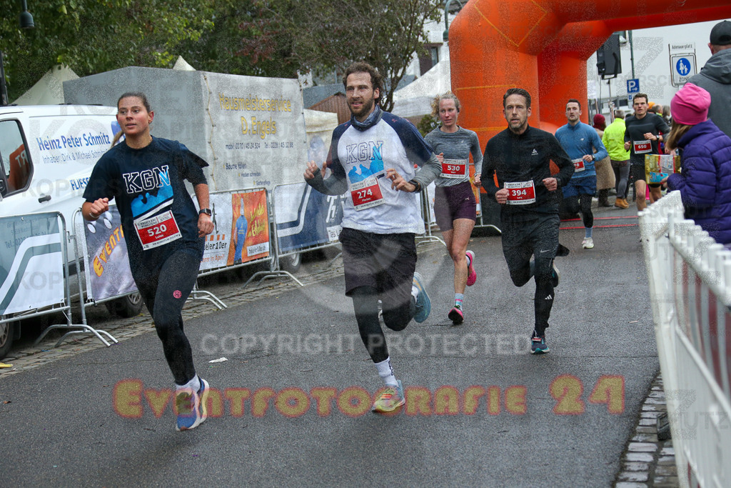 251130_1141_EX1_8276 | Sportfotografie im Rhein-Sieg Kreis, Köln, Bonn, NRW, Rheinland Pfalz, Hessen, etc. Unser Tätigkeitsfeld umfasst den Laufsport vom Volkslauf über den Marathon, Duathlon, Triathon bis zum Ultralauf wie Kölnpfad Ultra oder Schindertrail.