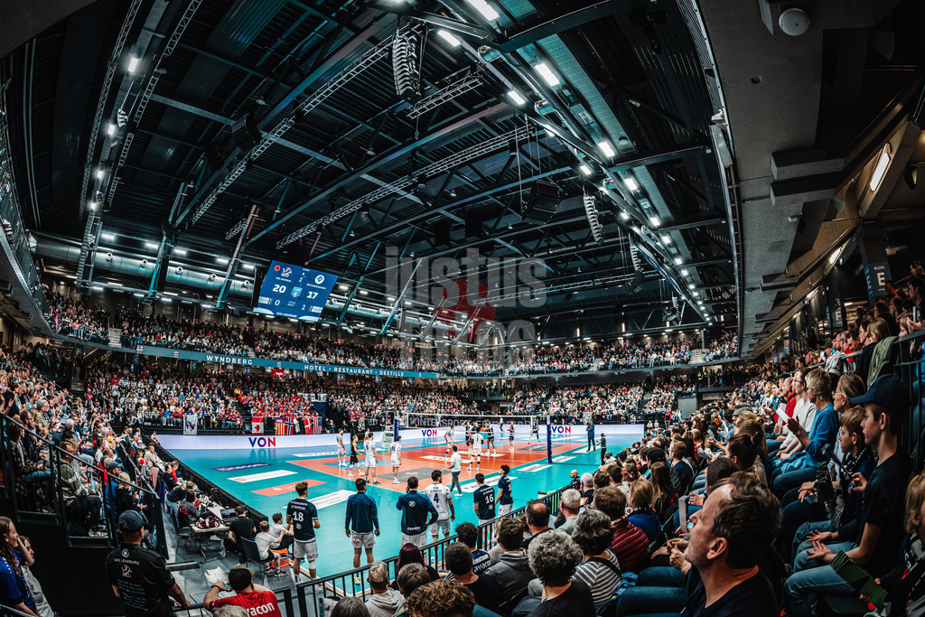 Volleyball | Herren | Saison 2024/2025 | 1. Volleyball Bundesliga Männer | Halbfinale | SVG Lüneburg vs. VfB Friedrichshafen | 05.04.2025 | 3200 Zuschauer in der vollen LKH-Arena Stadion Totale