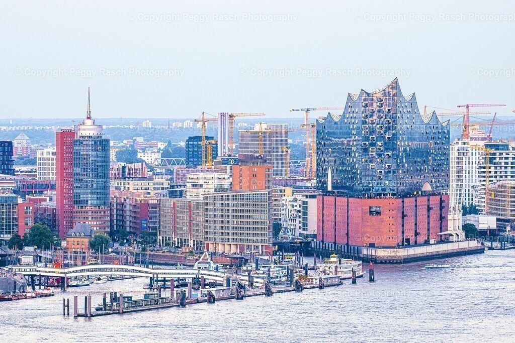 Elbphilharmonie | PeggyRaschPhotography - Realisiert mit Pictrs.com