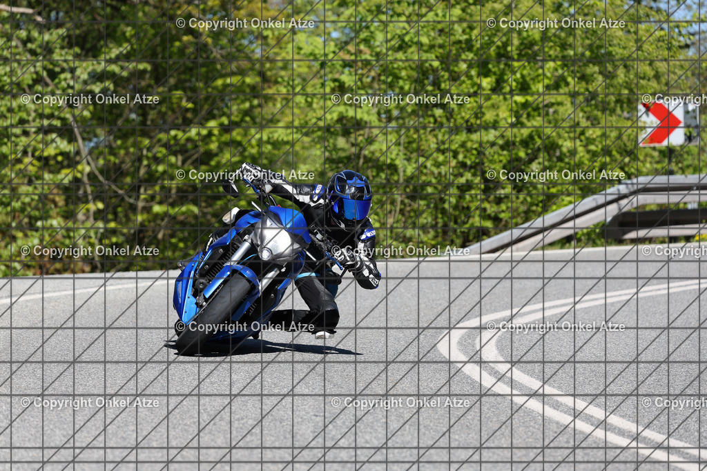 IMG_9153 | Fotograf am Kyffhäuser. Onkel Atze. Kyffhäuser Rennstrecke. Café36. Motorsportfotografie. - Realisiert mit Pictrs.com