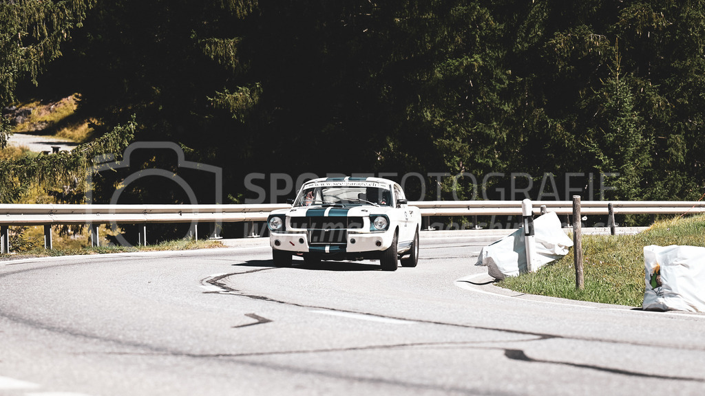 19. Arosa ClassicCar 2023 - 1. September 2023 | 19. Arosa ClassicCar 2023
Arosa, Schweiz
Lehner Dieter aus Kilchberg mit der Startnummer 510 in einem SHELBY Mustang GT 350R, Jahrgang 1965, in der Klasse Competition.
@arosaclassiccar, @arosa.official, #arosaclassiccar, #arosa, #76curves, #classiccar
Bild: Sportfotografie Markus Aeschimann | www.markus-aeschimann.ch - Realisiert mit Pictrs.com