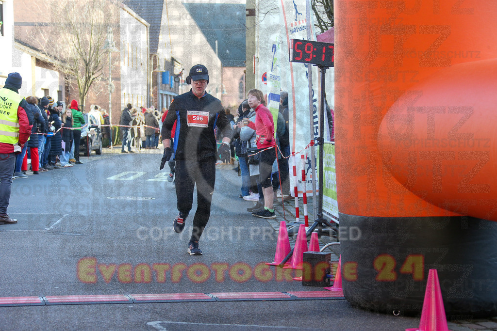 241201_1235_EX1_2787 | Sportfotografie im Rhein-Sieg Kreis, Köln, Bonn, NRW, Rheinland Pfalz, Hessen, etc. Unser Tätigkeitsfeld umfasst den Laufsport vom Volkslauf über den Marathon, Duathlon, Triathon bis zum Ultralauf wie Kölnpfad Ultra oder Schindertrail.