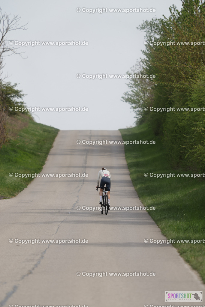368A6122 | Neusiedlersee Radmarathon 2026@sportshot_your_pictrs #yourpictures#roadtowm2029 #nrm #neusiedlerseeradmarathon #neusiedlersee #neusiedlerseetourismus #burgenland #mörbisch #nrm26 #burgenlandtourismus #voglundco #poweredbyburgenlandtourismus #radsport #rad #marathon #ucigranfondo #visitburgenland #ucigranfondoworldseries