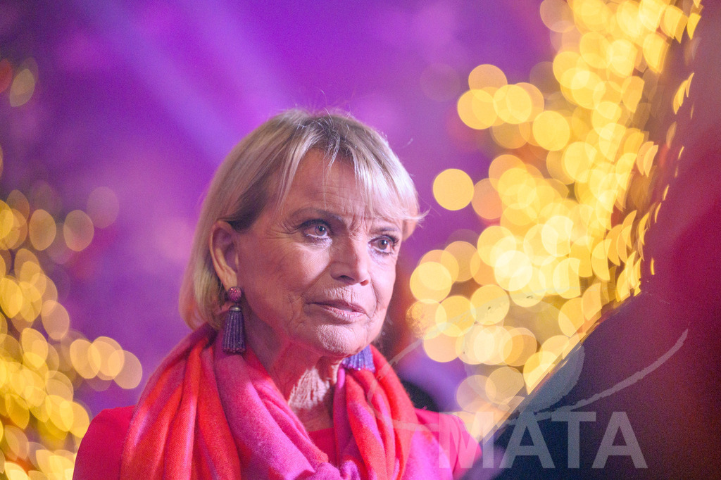 _DWI5991 |  Uschi Glass bei '30 Jahre Sternstunden-Gala 2023' in der Frankenhalle. Nürnberg, 15.12.2023 - Realisiert mit Pictrs.com