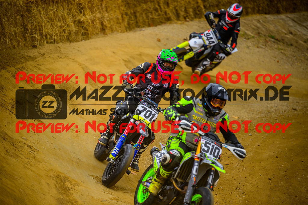 MaZZes_Fotomatrix_20251011_6021986_3952 | SENIOR