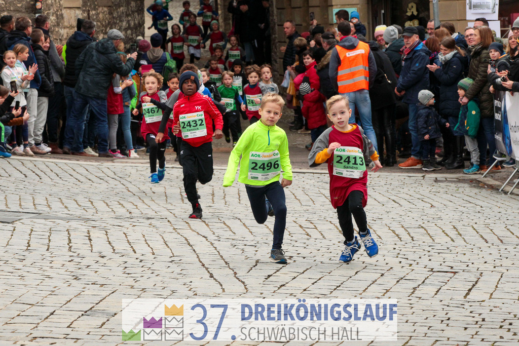 AOK JuniorCup 400m | 3Koenigslauf 2023 - Realisiert mit Pictrs.com