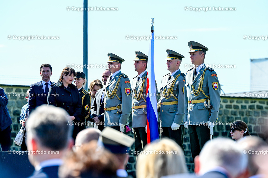 Internationale Gedenk- und Befreiungsfeier Gedenkstaette Mauthausen 2025_ 11.05.2025-121 | 11.05.2025, Mauthausen, AUT, Internationale Gedenk- und Befreiungsfeier Gedenkstaette Mauthausen 2025, 80 Jahre Befreiung KZ Mauthausen im Bild Delegation Slowakei