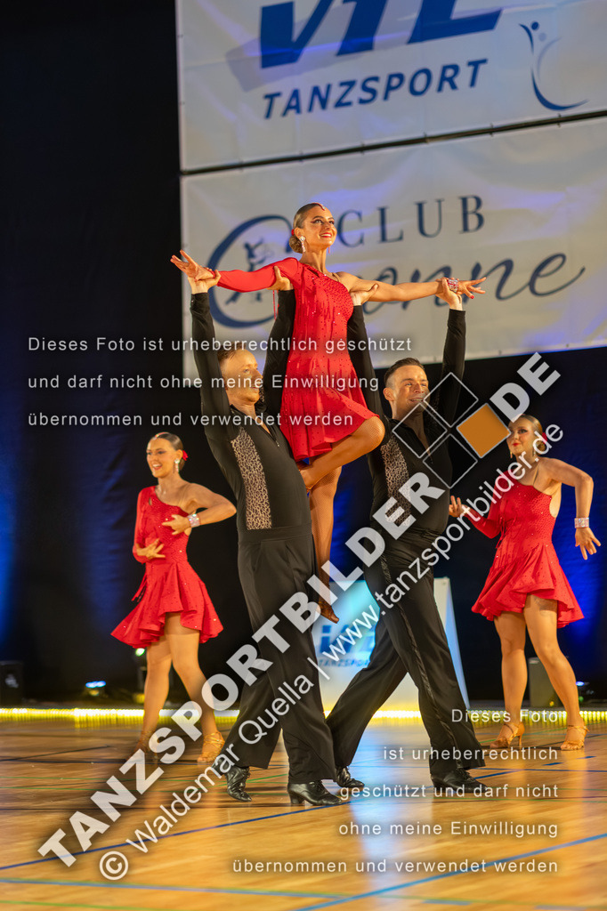 20260322-00372 | Hier finden Sie Tanz Bilder vom Latein und Standard Formationen tanzen. Sportbilder vom Tanzsport. Schöne Fotos und von Weltmeisterschaft, Europameisterschaft, Bundesliga, Regionalliga, Oberliga und Landesliga sowie von GOC Stuttgart, DanceComp, WM Bremen