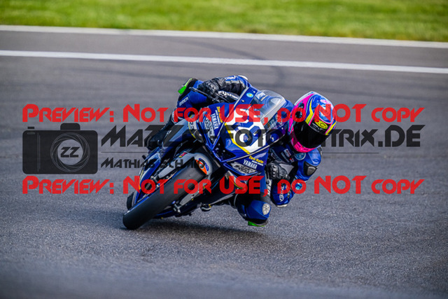 MaZZes_FotoMatrix_220506_96994 | Fotograf Mathias Schmid
Sportfotograf,
Eventfotograf,
Hochzeitsfotograf,
Portraitfotograf