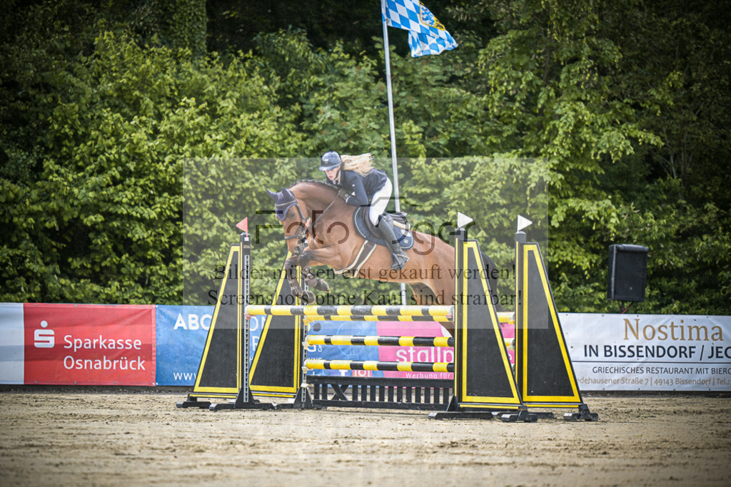 DOS_4975 | Entdecke hochwertige Reitturnierfotos von Foto Oger. Professionell, emotional und authentisch – jetzt Lieblingsmomente im Shop bestellen.Deutschlandweite Turnierfotografie. - Realisiert mit Pictrs.com