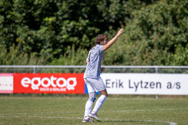 FC Scharbeutz 1 - Tema Chase Football Club I DanaCup 2026 027 | Herzlich willkommen in meiner Fotogalerie für Sportmannschaften. Schau gerne mal rein, vielleicht ist Dein Team ja auch dabei! Falls nicht, schreib mir und wir ändern das! :)  - Realisiert mit Pictrs.com