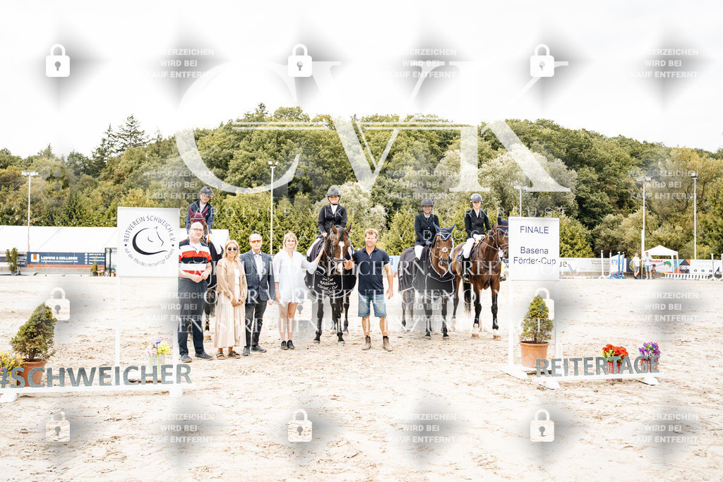 CK704889 | Turnierfotografie Pferdefotografie Trier Rheinland-Pfalz Pferdesport Reitsport Tierfotografie Sportfotografie Pferdevideo Pferdevideografie Equestrianvideography equestrianphotography  - Realisiert mit Pictrs.com