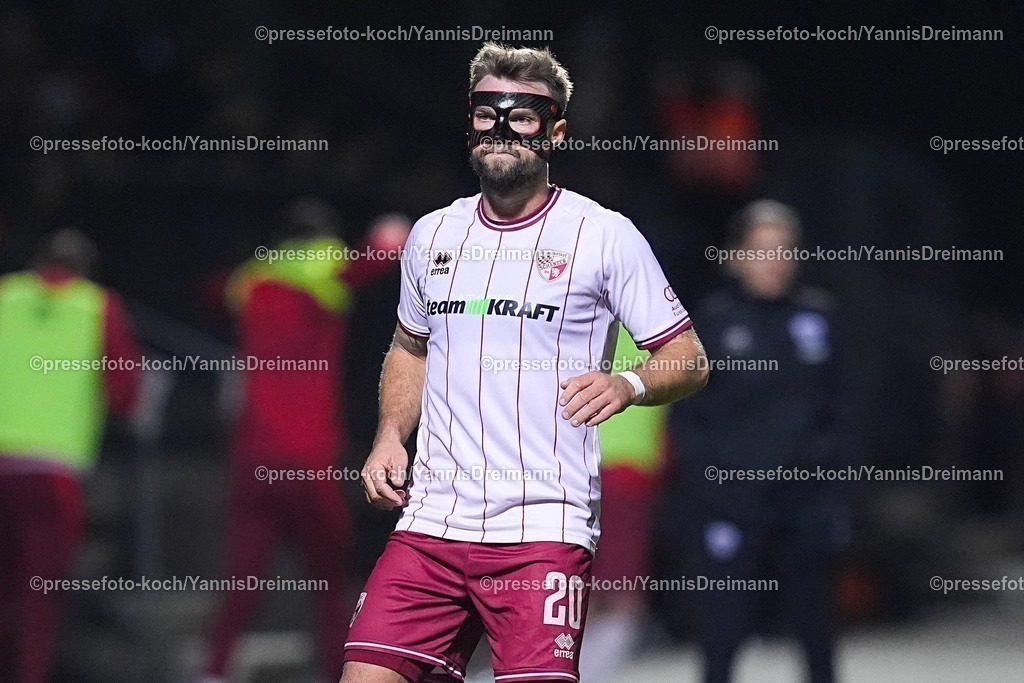 xYDR31102501056 | 31.10.2025, xydrx, Fußball, 3.Liga, FC Viktoria Köln - FC Ingolstadt 04, Saison 2025 2026, Sportpark Höhenberg: Yannick Deichmann (FC Ingolstadt #20)  DFB regulations prohibit any use of photographs as image sequences and or quasi-video.