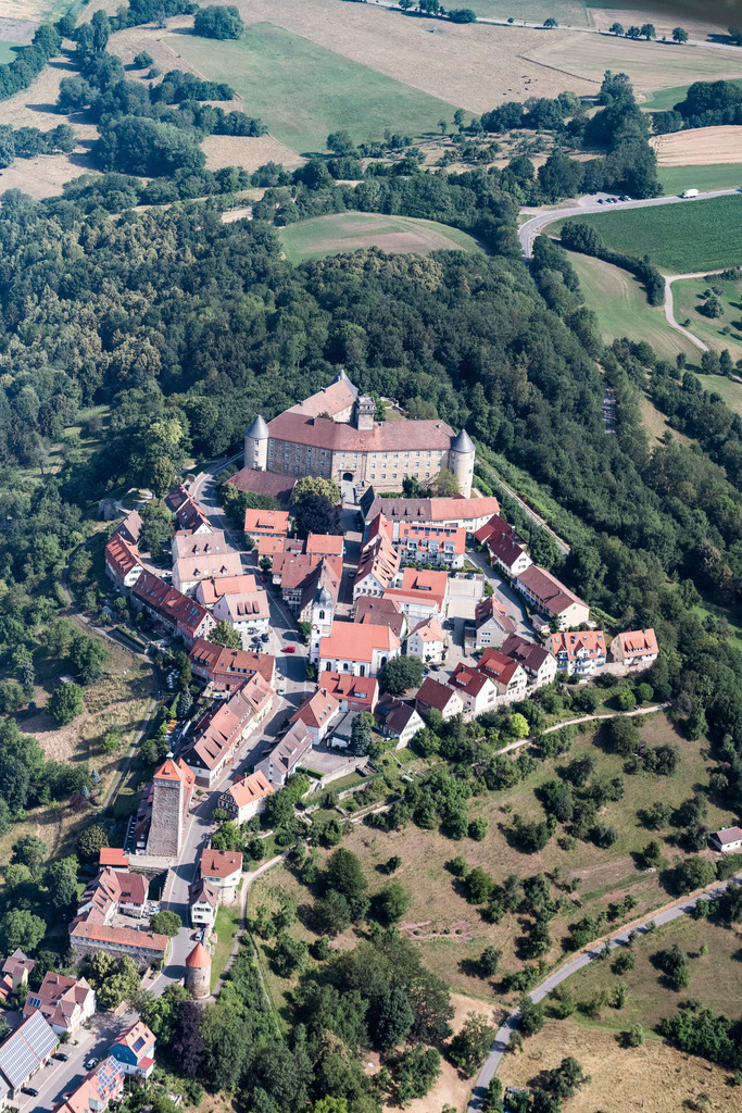 dr__dsc4562.jpg | WALDENBURG 27.06.2018 Burganlage des Schloß Waldenburg in Waldenburg im Bundesland Baden-Württemberg, Deutschland. // Castle of Schloss Waldenburg in Waldenburg in the state Baden-Wurttemberg, Germany. Foto: Daniel Reiter