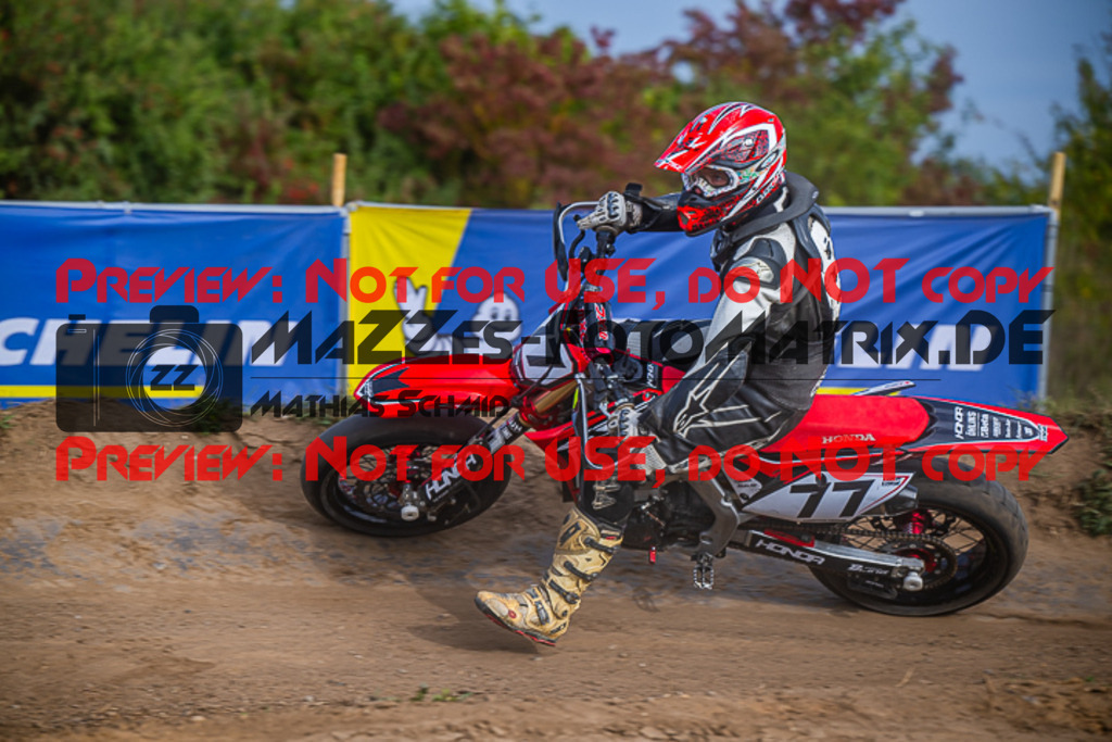 MaZZes_FotoMatrix_231001_8086 | S4