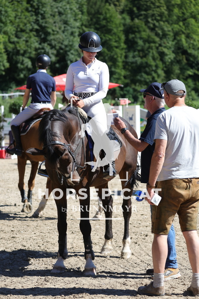 0P6A6906 | Willkommen bei Brunnmayr - Design & Fotografie – Ihrem Spezialisten für Reitturniere und Pferdeveranstaltungen in Oberösterreich, Salzburg und Bayern! Seit über 17 Jahren sind wir leidenschaftlich dabei.