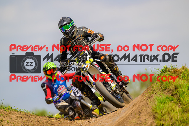 MaZZes_FotoMatrix_240622_6007705_9996 | UE40