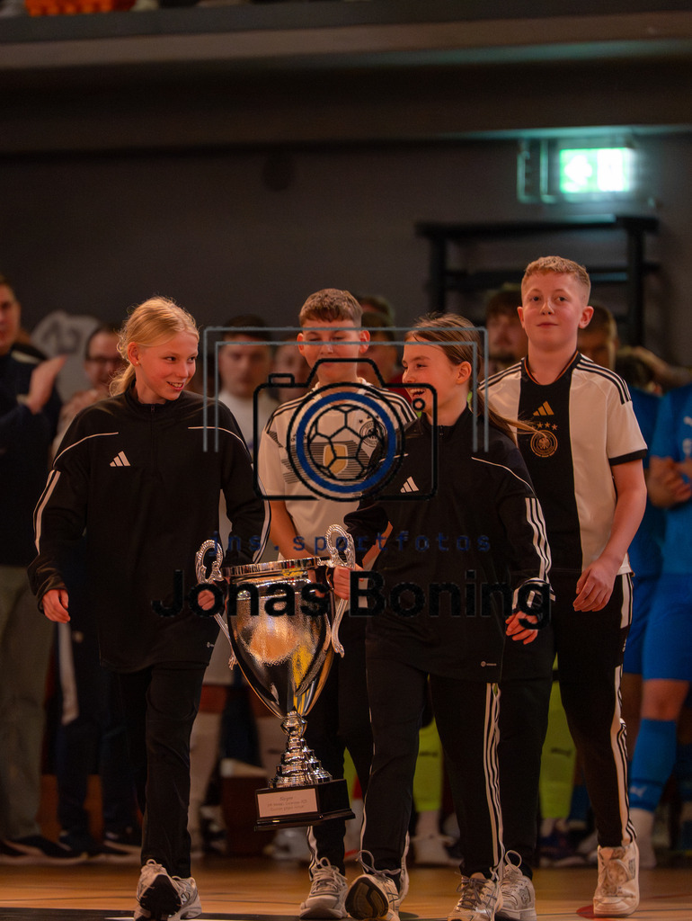 39. OM-Supercup-1 | jns.sportfotos - Realisiert mit Pictrs.com