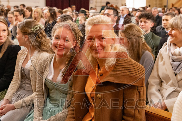 MAE-pic_24 | Der online Fotoshop des Inzeller Fotografen MAE - Marc Anton Eicher. Hier können Sie ihre Fotos und Stockfotos online bestellen als Download oder als Ausdruck, der ihnen bequem nach Hause geschickt wird.
Ihr Marc Anton Eicher - der Inzeller Fotograf - Realisiert mit Pictrs.com