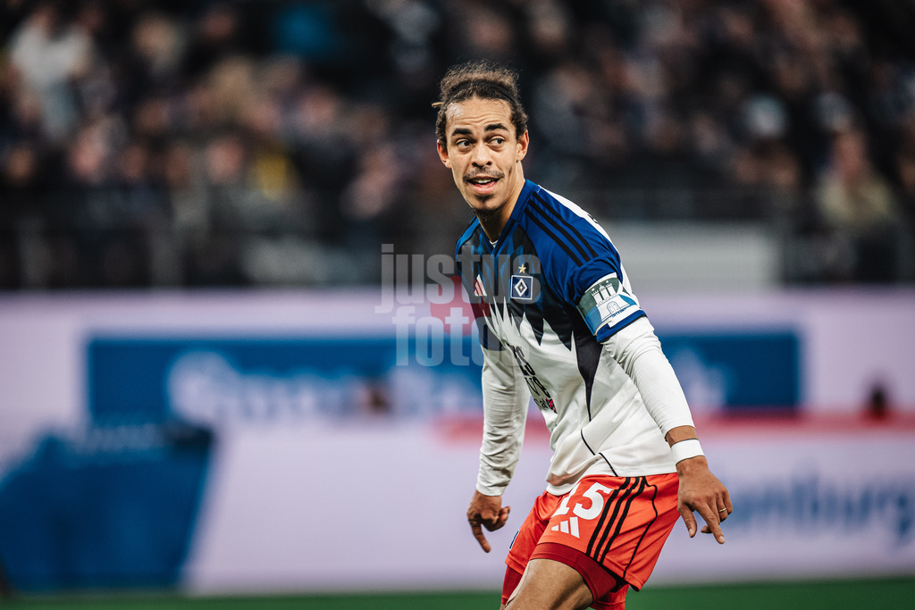 Fußball | Männer | Saison 2025/2026 | 1. Fußball-Bundesliga | 10. Spieltag | Hamburger SV vs. Borussia Dortmund | 08.11.2025 | Yussuf Poulsen (#15, HSV)