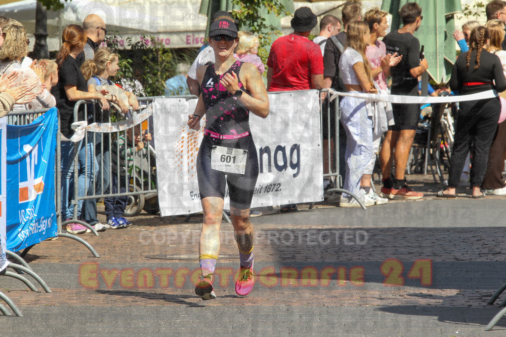 250824_1449_EV4_2243 | Sportfotografie im Rhein-Sieg Kreis, Köln, Bonn, NRW, Rheinland Pfalz, Hessen, etc. Unser Tätigkeitsfeld umfasst den Laufsport vom Volkslauf über den Marathon, Duathlon, Triathon bis zum Ultralauf wie Kölnpfad Ultra oder Schindertrail.