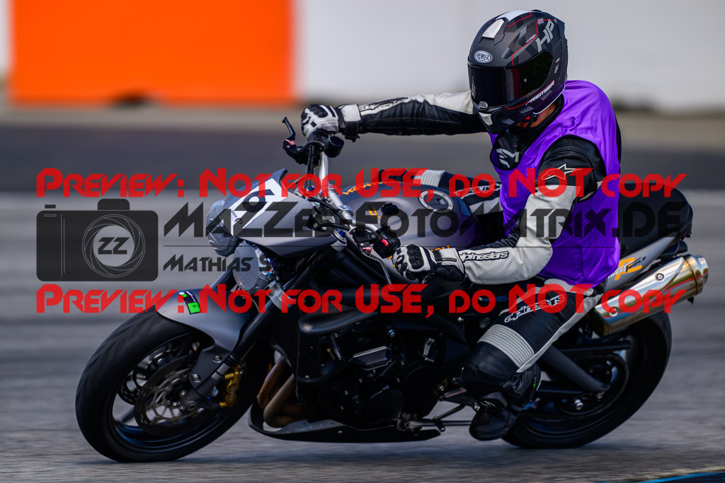 MaZZes_FotoMatrix_240520_6021986_1235 | INST