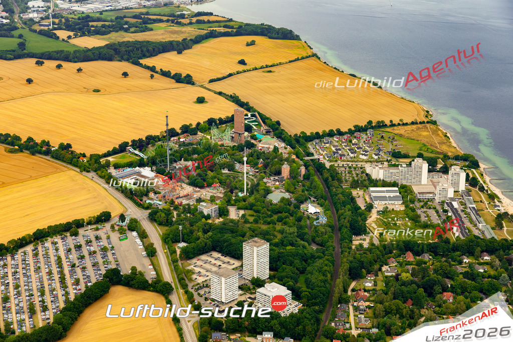 Das Luftbild der Stadt Sierksdorf wurde 2022 vom Flugzeug heraus erstellt (keine Drohnen-Aufnahmen) Aufnahmehöhe ca.450 Meter- hohe Bildauflösung und Druck-Qualität. Garantiert!