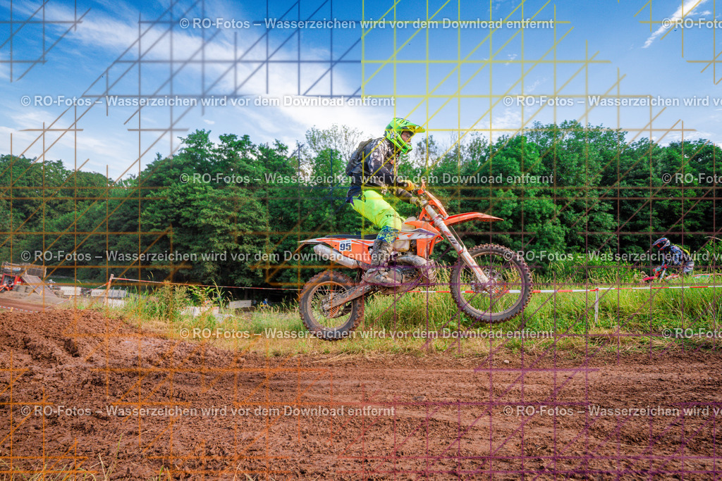 4 Lauf Schlüchtern IGE 2026-745 | Sportfotografie von RO-Fotos: Motorsport, Motocross, Enduro, Laufveranstaltungen und Triathlon. Professionelle Fotos von Sportlern und Events. - Realisiert mit Pictrs.com