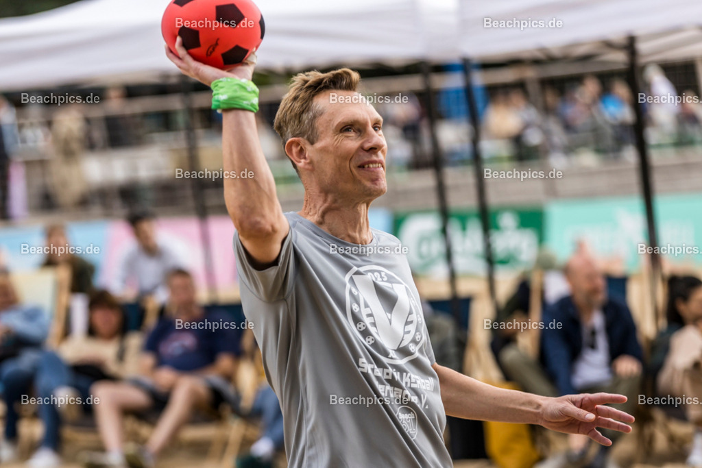 2025-200083967-Strandvölkerball-WM |  24.08.2025; Berlin Foto: Gerold Rebsch - www.beachpics.de