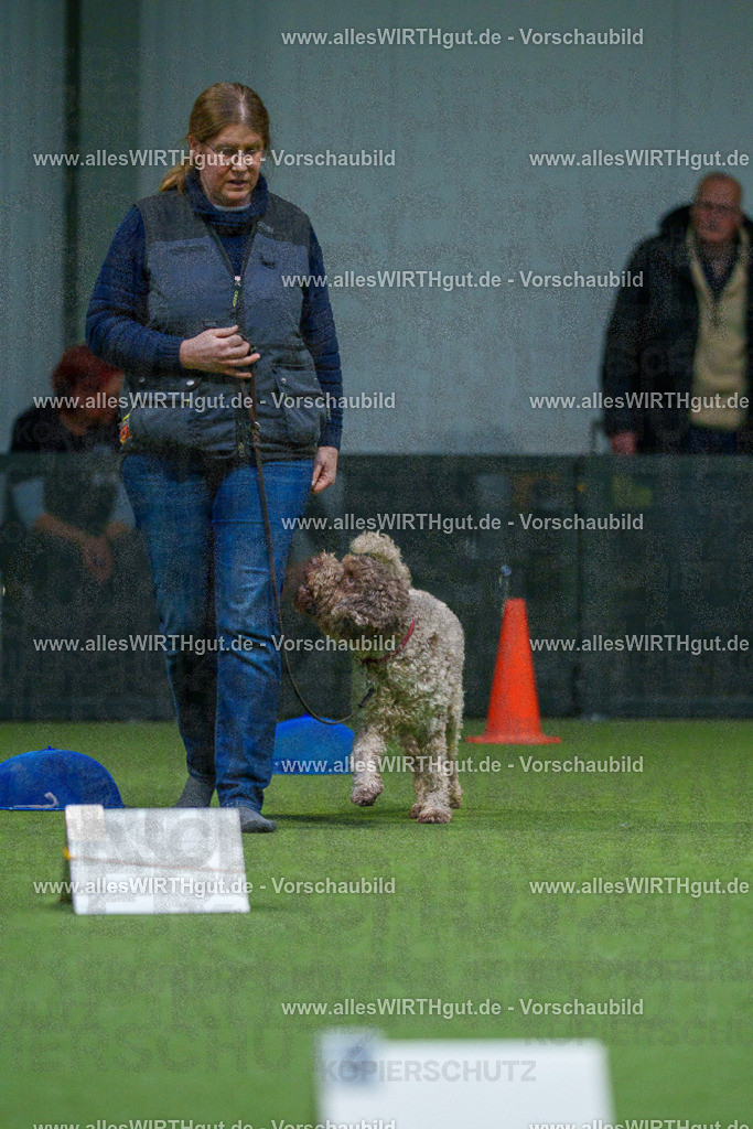 7R507796 | Professionelle Tierfotografie in Mönchengladbach von Daniel Wirth (allesWIRTHgut). Liebevolle & natürliche Bilder von Hunden & Katzen für unvergessliche Erinnerungen.