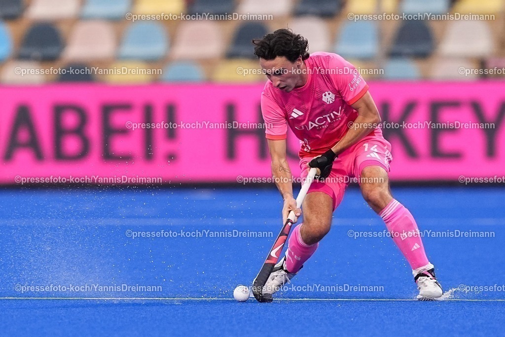 xydrx08082502062 | 08.08.2025, xydrx, Herren EuroHockey Championship 2025, Gruppenphase, Gruppe B, Deutschland - Frankreich, Sparkassenpark Mönchengladbach: Teo Hinrichs (Deutsche Feldhockey Nationalmannschaft #14)