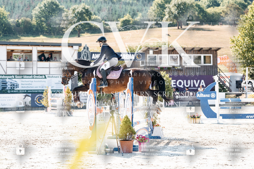 CK908147 | Turnierfotografie Pferdefotografie Trier Rheinland-Pfalz Pferdesport Reitsport Tierfotografie Sportfotografie Pferdevideo Pferdevideografie Equestrianvideography equestrianphotography  - Realisiert mit Pictrs.com
