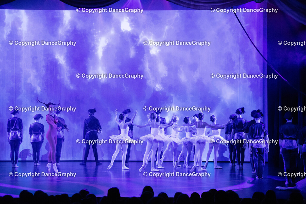 GPHY1749 | DanceGraphy - Realisiert mit Pictrs.com