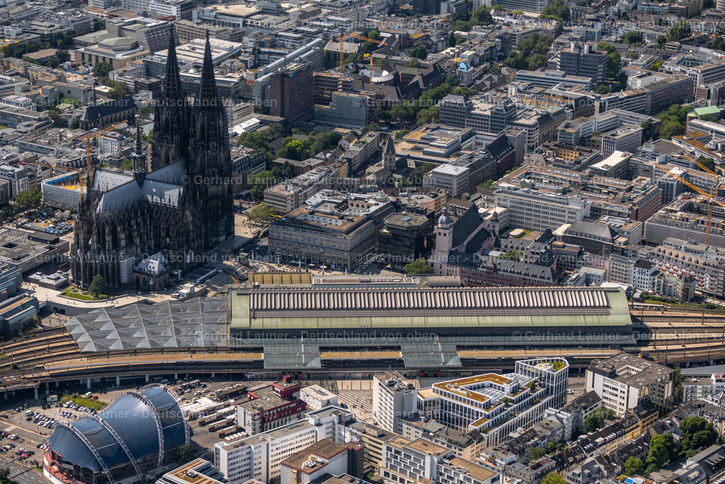 4048637 | Dom, Hauptbahnhof, Köln