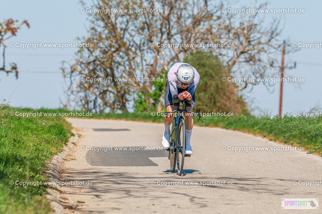 313_AR7_4054 | Neusiedlersee Radmarathon 2026@sportshot_your_pictrs #yourpictures#roadtowm2029 #nrm #neusiedlerseeradmarathon #neusiedlersee #neusiedlerseetourismus #burgenland #mörbisch #nrm26 #burgenlandtourismus #voglundco #poweredbyburgenlandtourismus #radsport #rad #marathon #ucigranfondo #visitburgenland #ucigranfondoworldseries